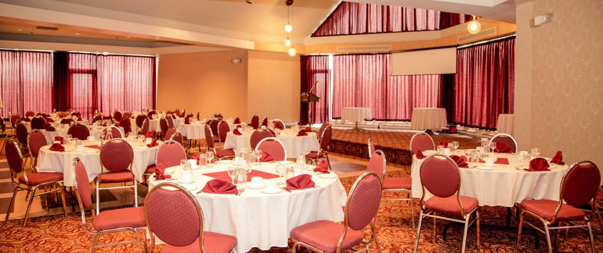 Albatross Hotel Gander Extérieur photo