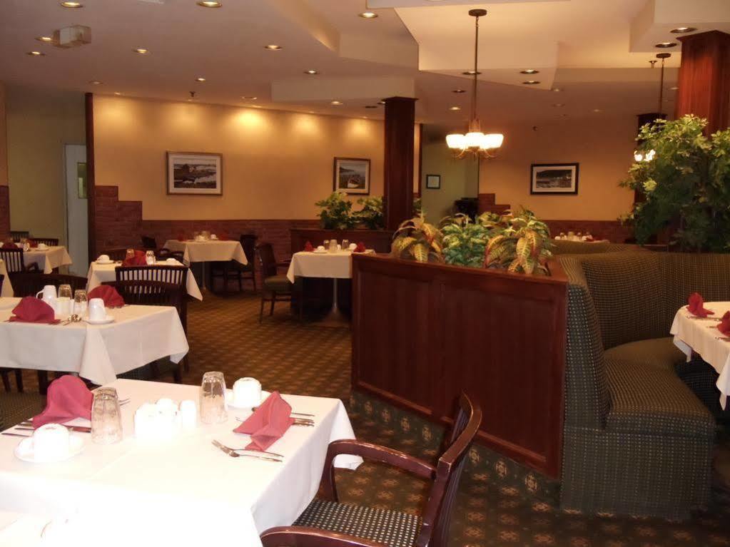 Albatross Hotel Gander Extérieur photo